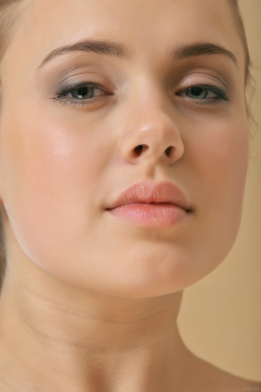 https://images2.imagebam.com/23/8b/e1/d416221327020768.jpg