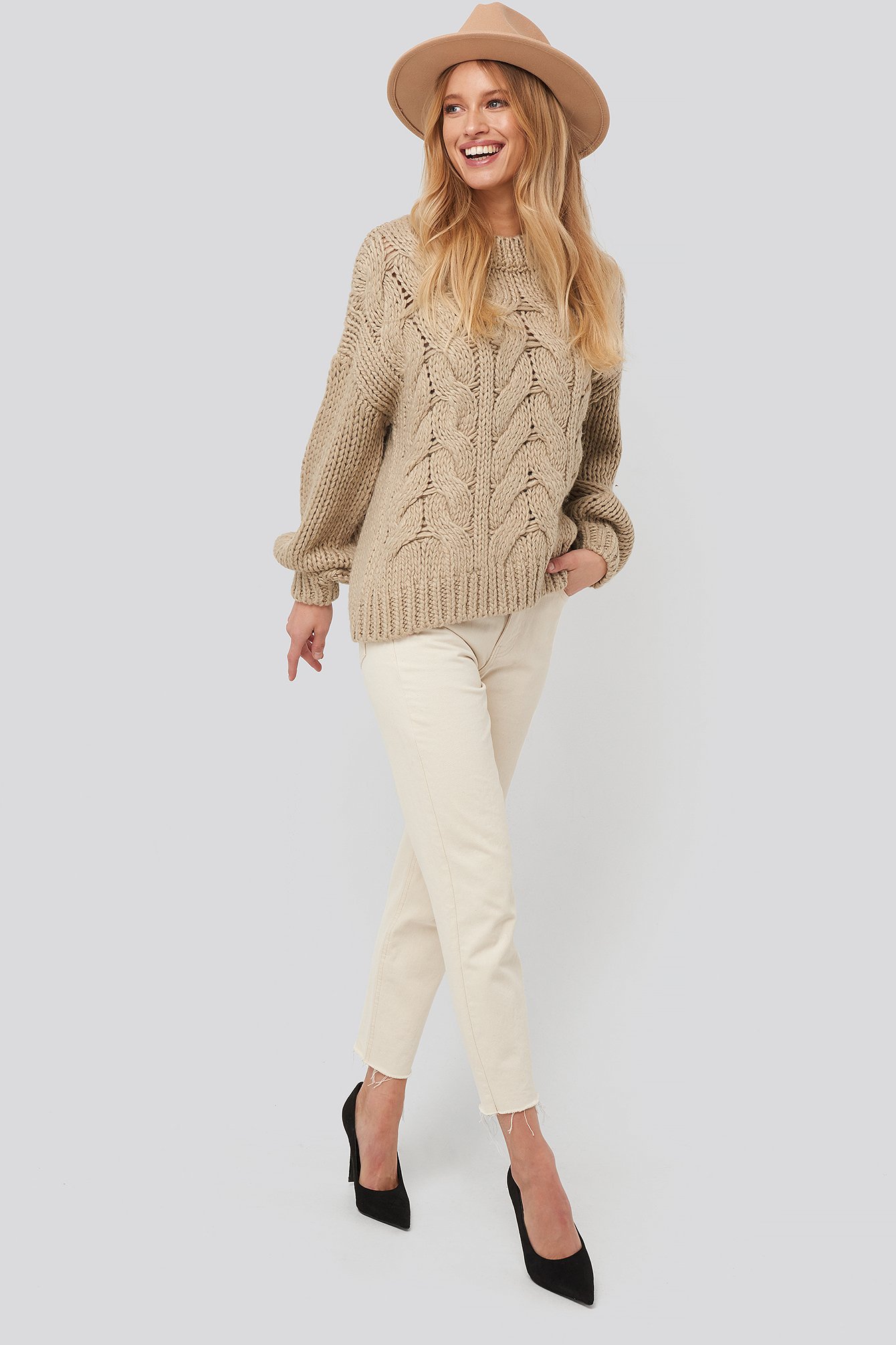 nakd_round_neck_heavy_knitted_cable_sweater_1018-003806-0005_03c.jpg