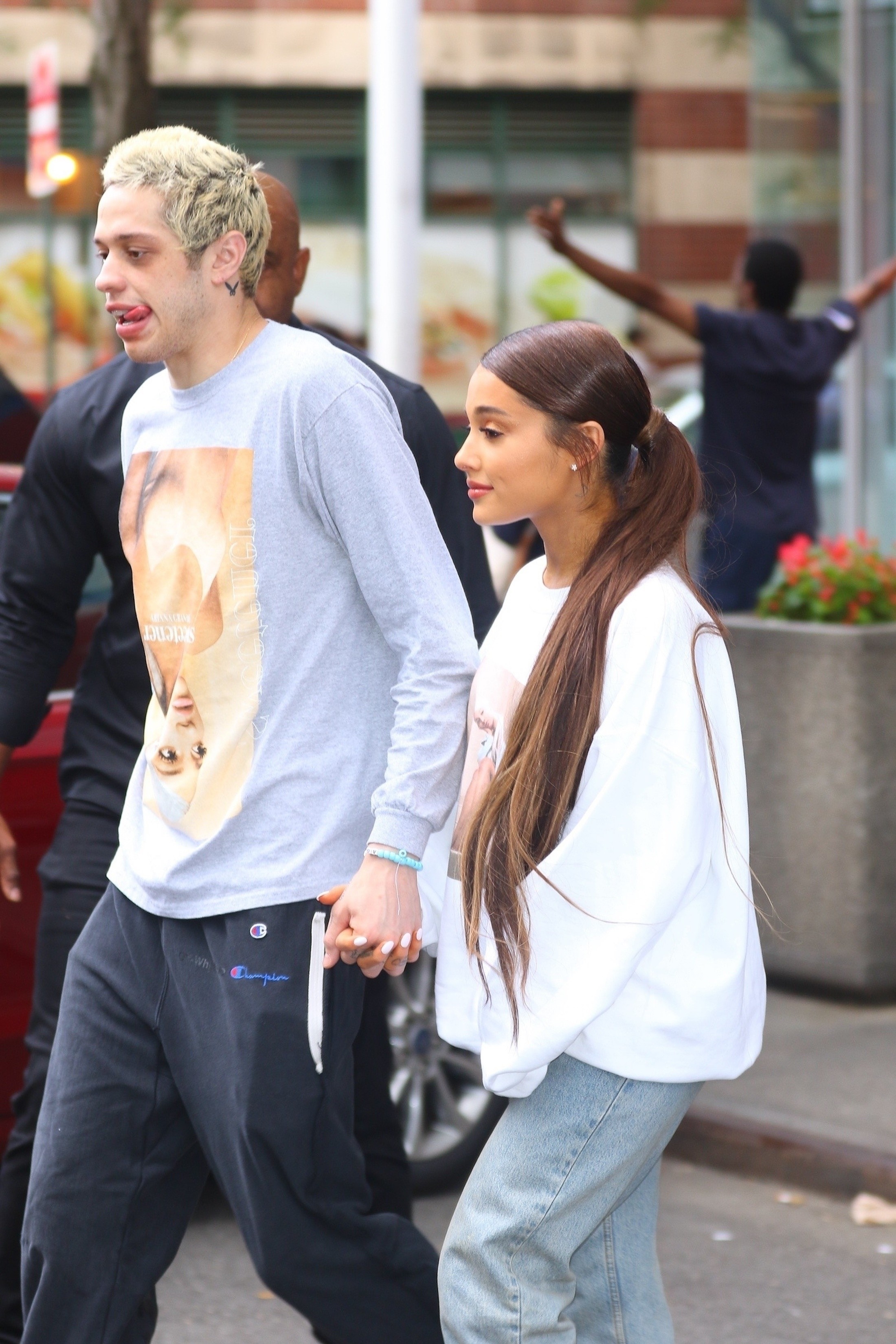 Ariana Grande - candids while out and about in New York City (August ...