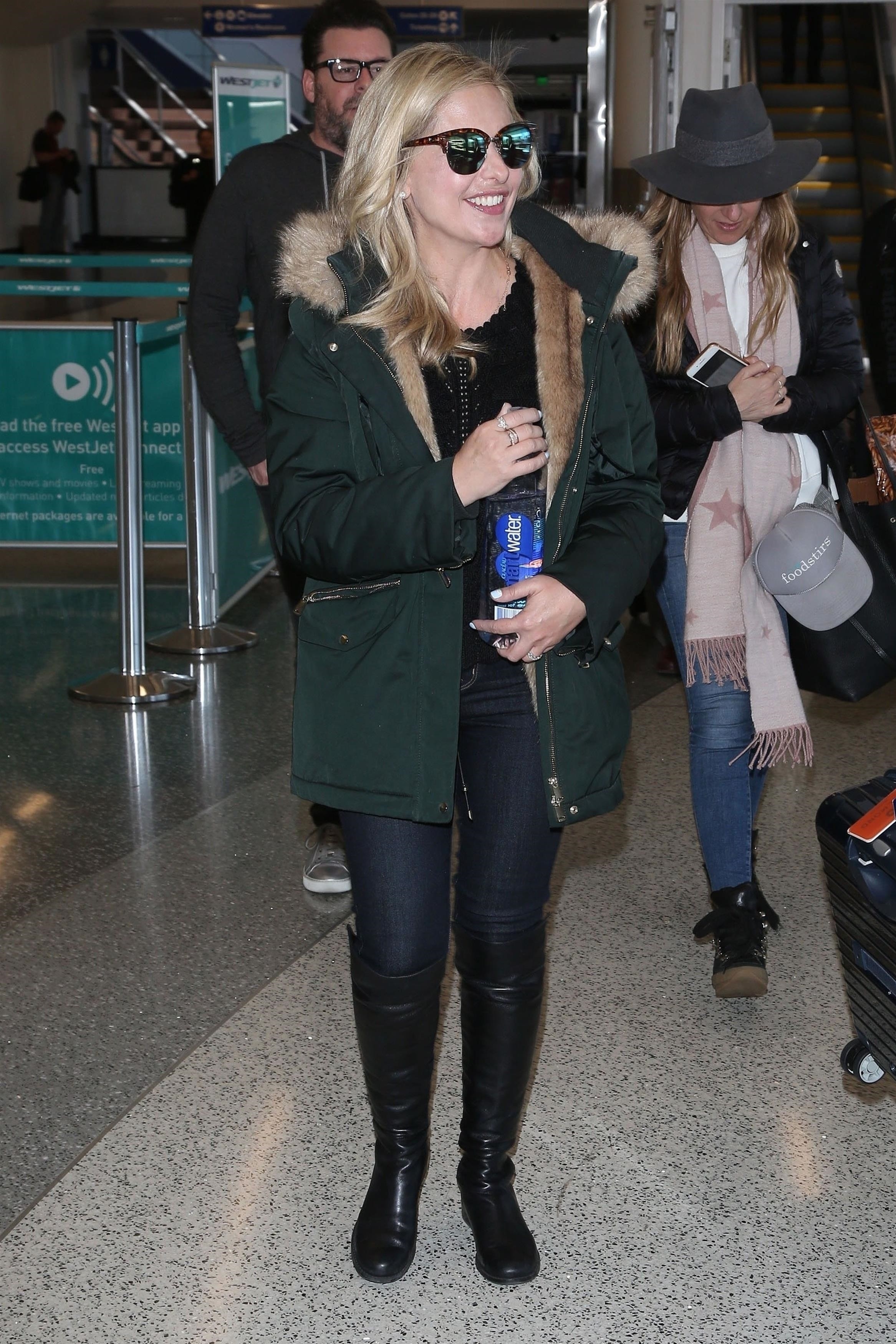 MCFan@celeblounge.net11-04-2018 12-49Sarah Michelle Gellar_06.jpg
