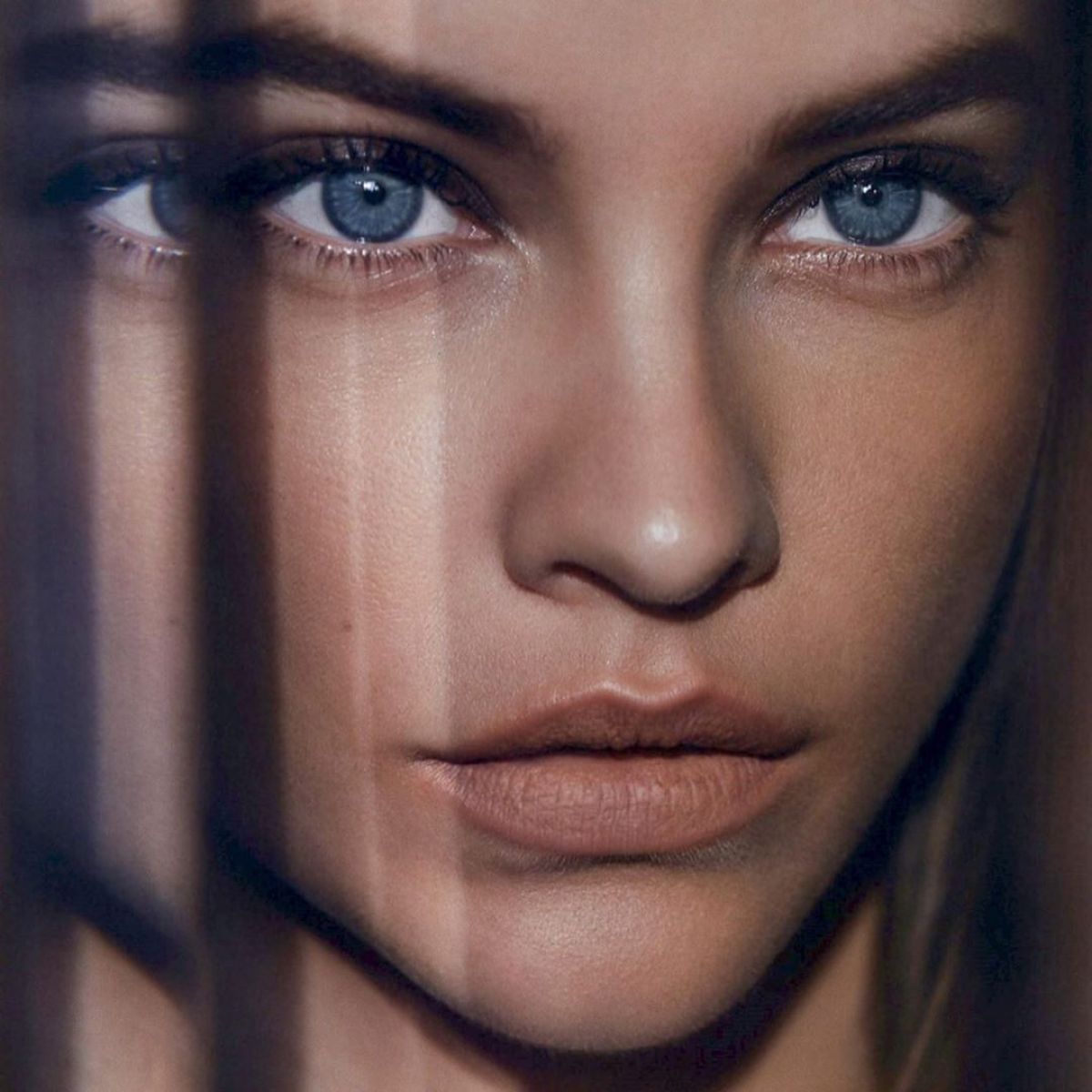 1131021315598_3_barbara-palvin-marie-claire-mag-italy-dec-2019-4.jpg
