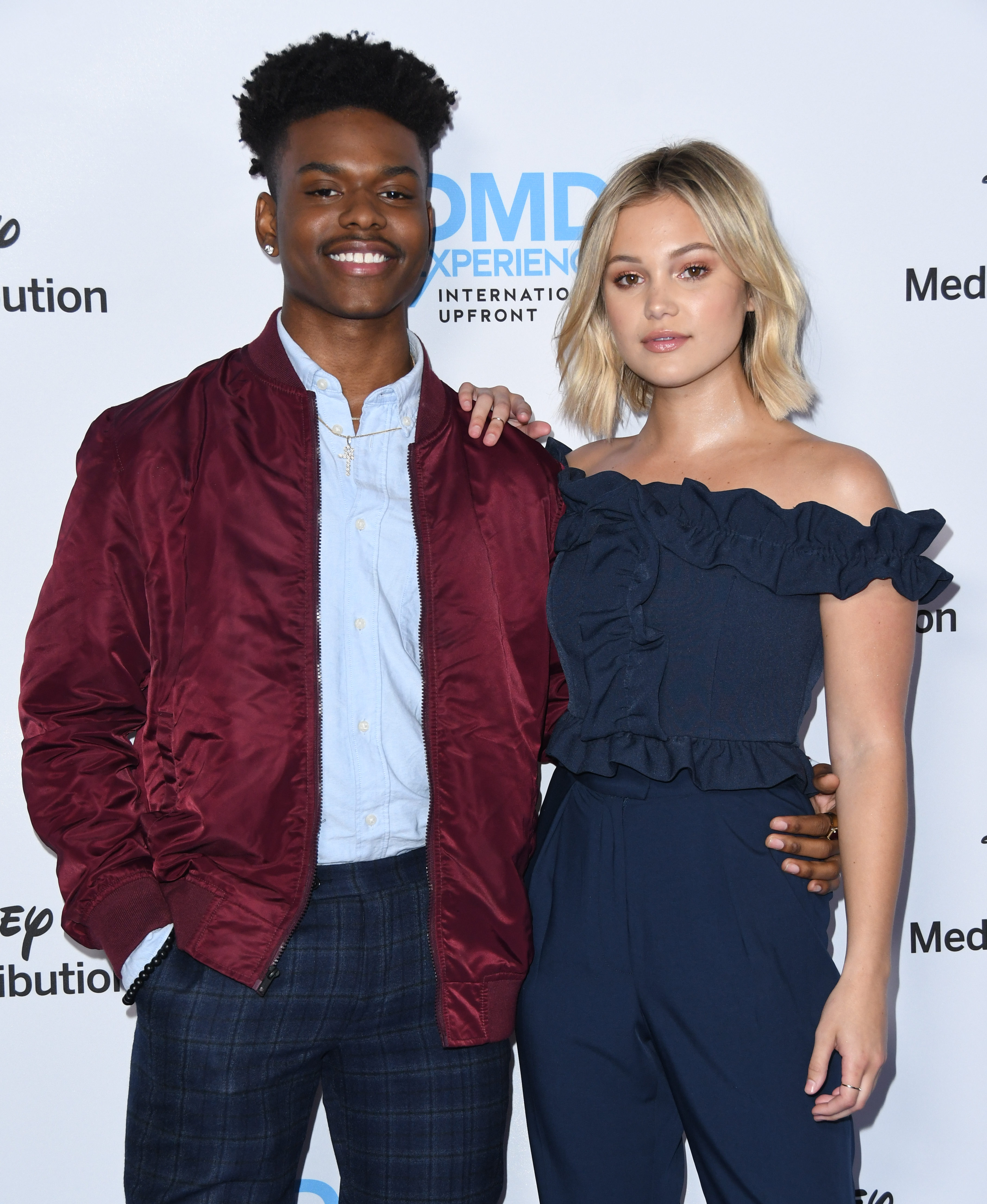 Olivia Holt - im Top 389 - 41.jpg