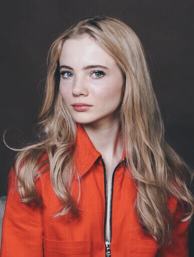 Freya Allan9.jpg