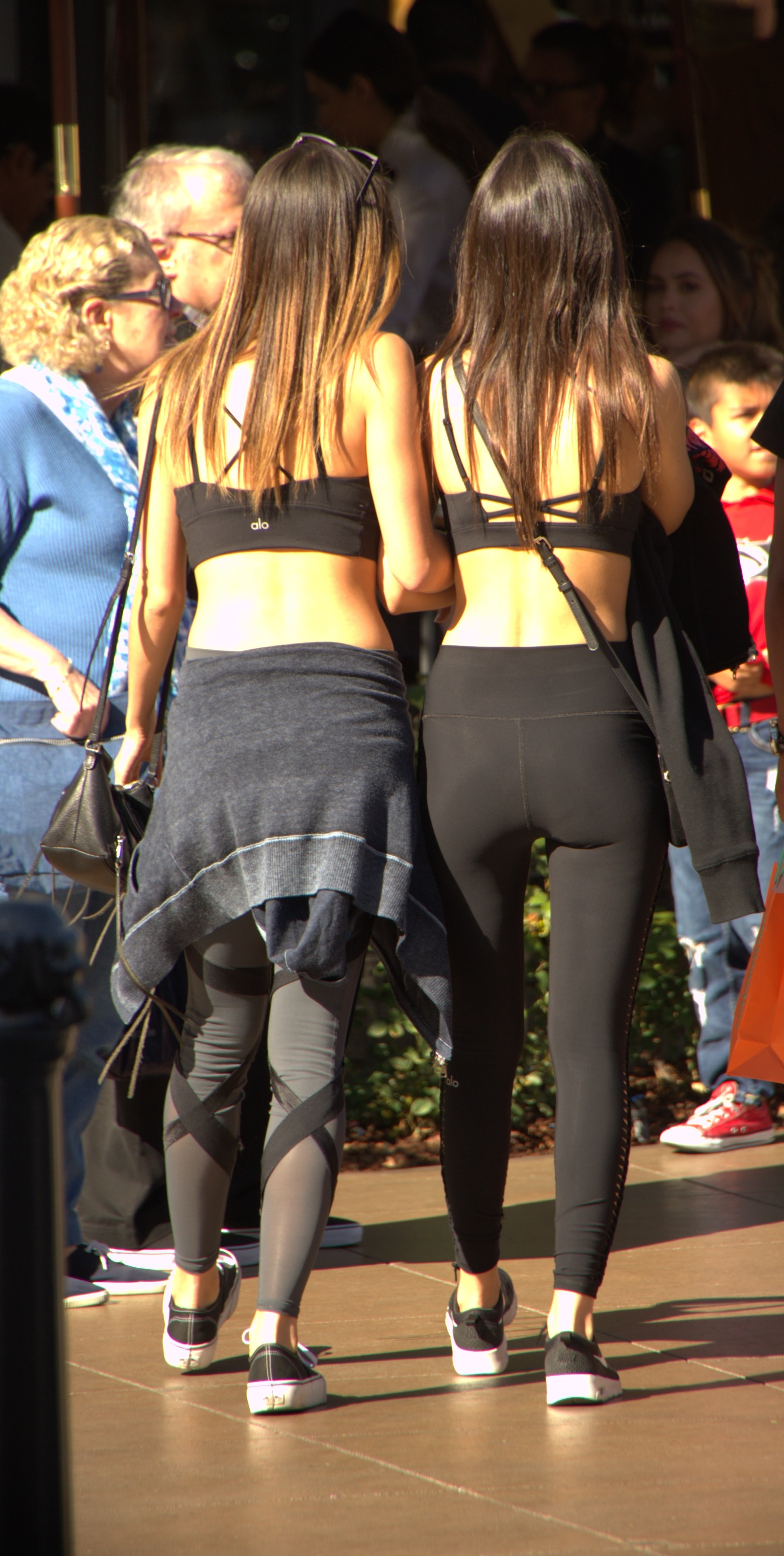 CelebsFlash.com_VJ_032918__4_.jpg